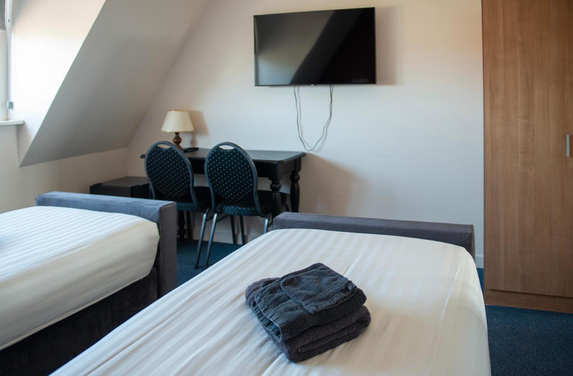 Hotel De Harmonie Sexbierum Εξωτερικό φωτογραφία