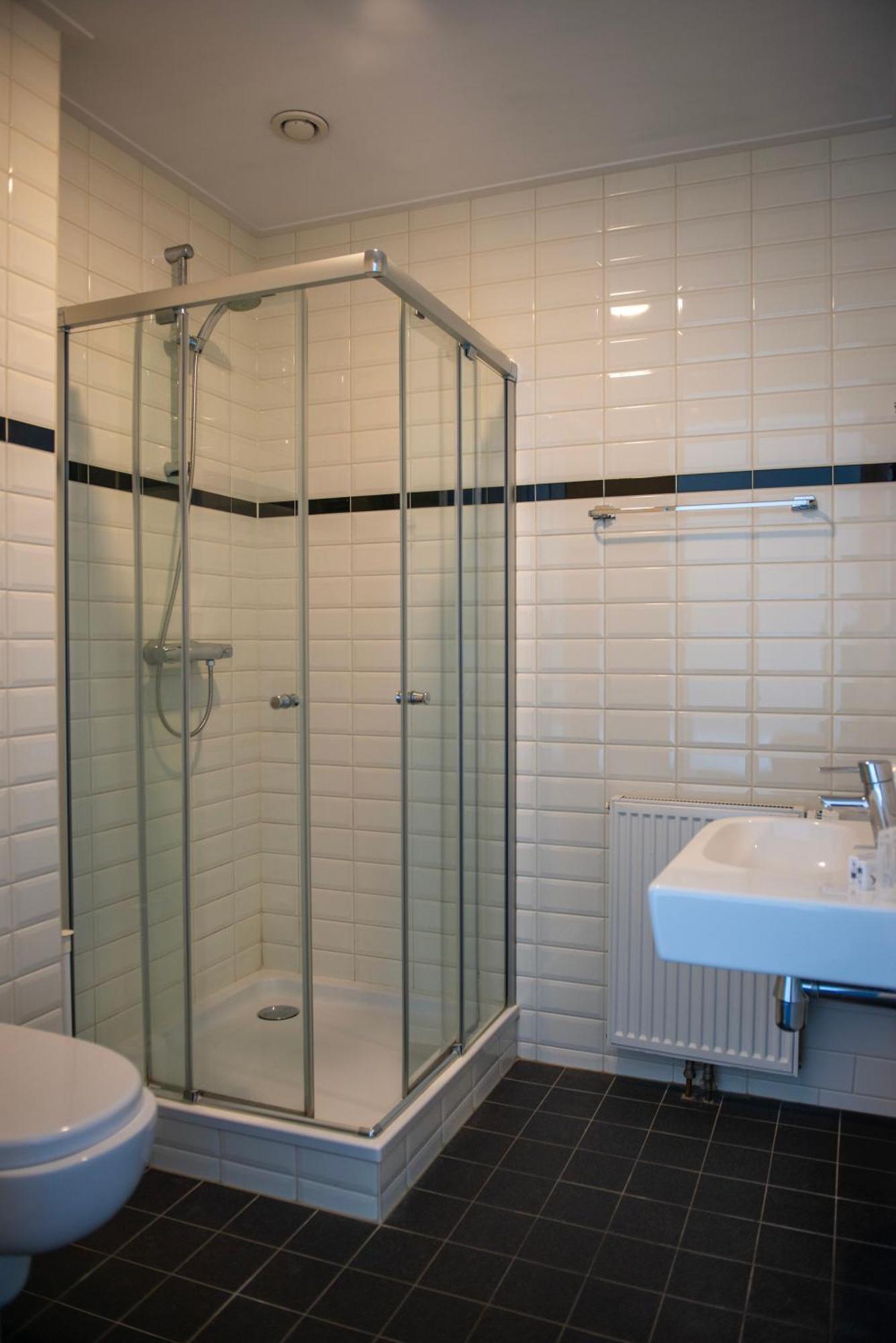 Hotel De Harmonie Sexbierum Εξωτερικό φωτογραφία