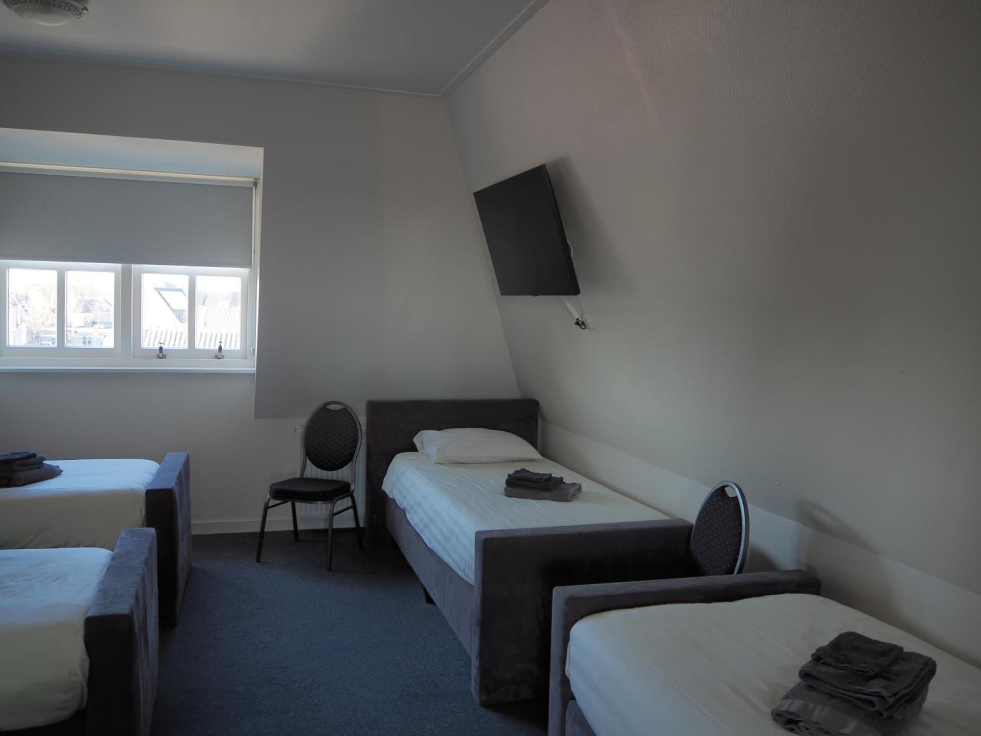 Hotel De Harmonie Sexbierum Εξωτερικό φωτογραφία