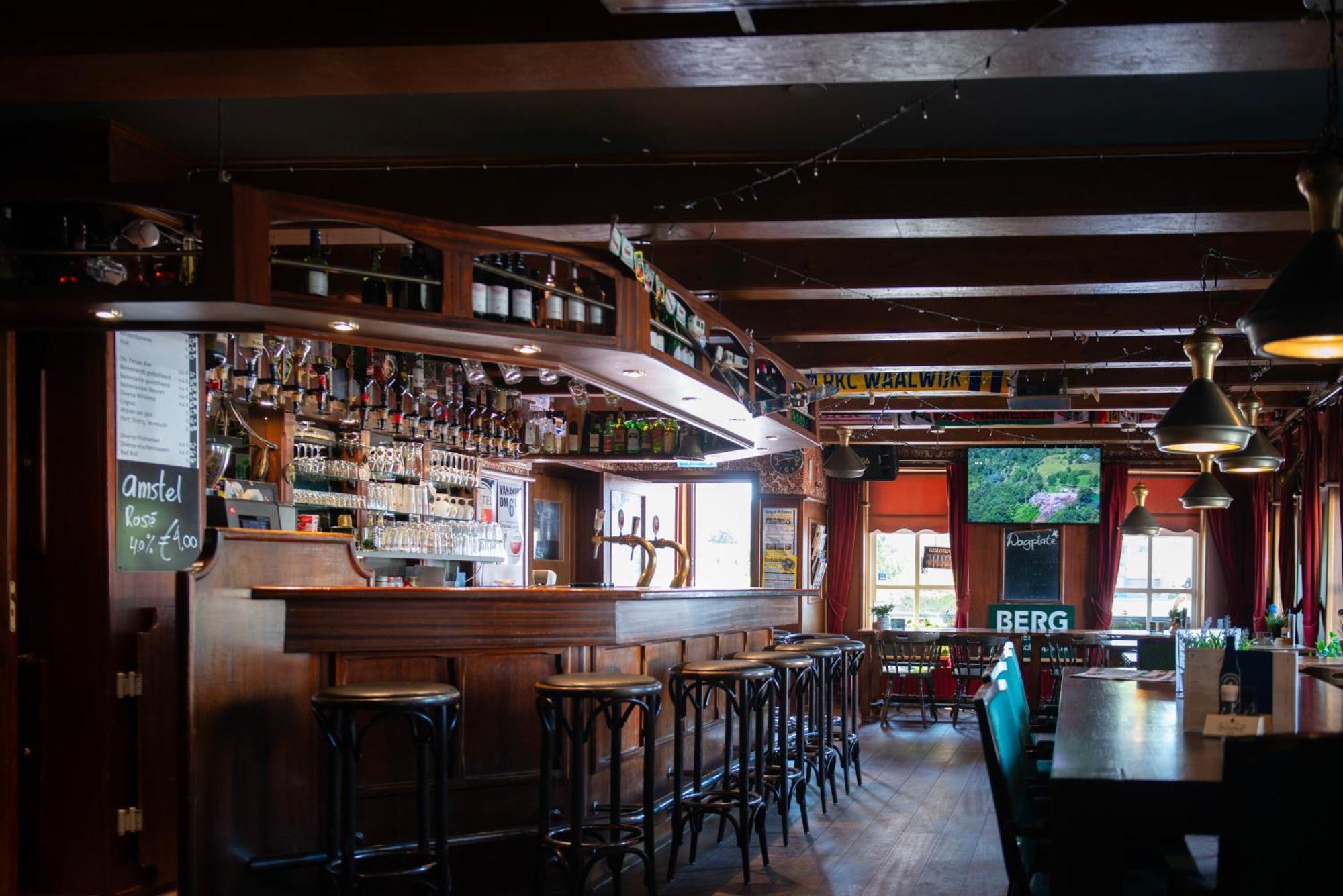Hotel De Harmonie Sexbierum Εξωτερικό φωτογραφία
